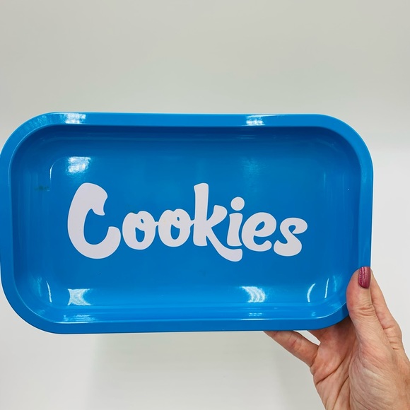 Blue Cookies rolling tray, I have been the only owner. Barely used. - Picture 4 of 4